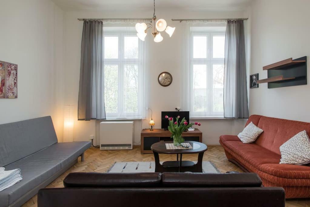 Apartament Gertrudy Belle Apartment Krakow Bagian luar foto